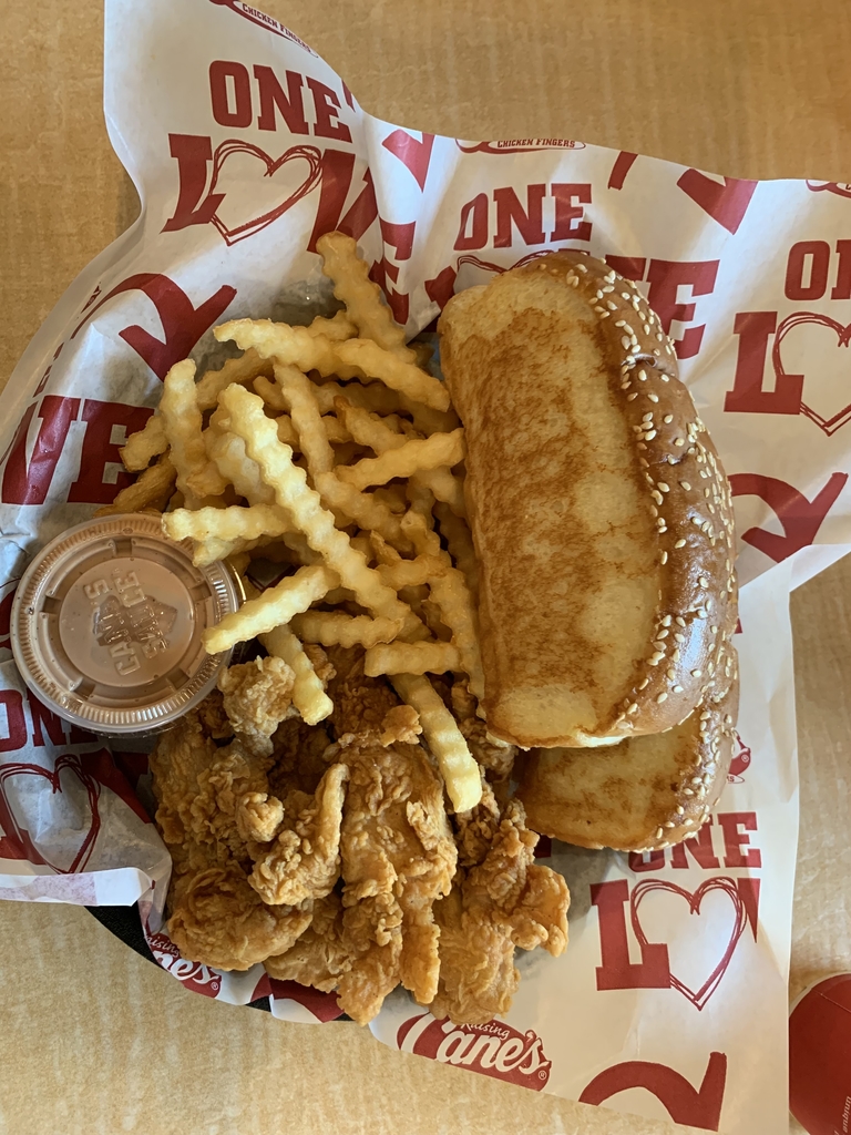 Raising Cane's: The Box Combo Review 