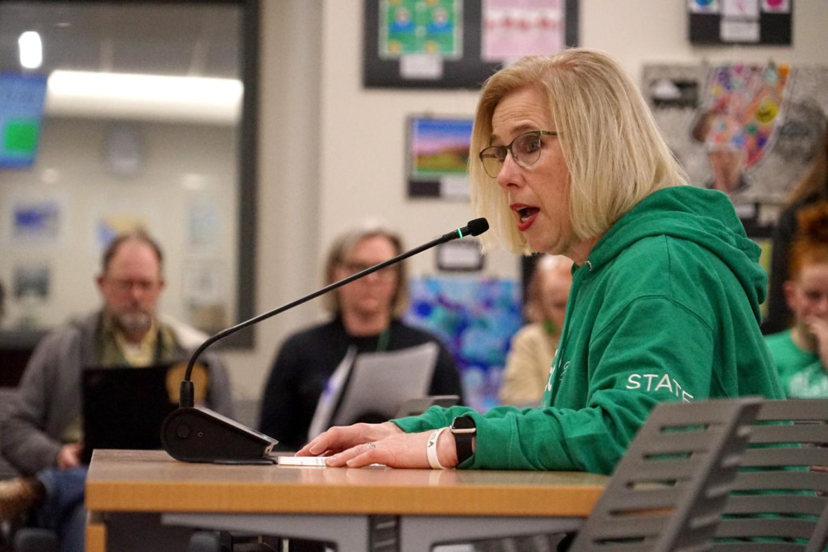 Edina High School Counselor Lisa Burnham makes a statement to the school board regarding the importance of having accessible school counselors. We know that we are in the midst of a mental health crisis, said Burnham, Any reduction to counselor days will have significant impacts on Edina students and families.